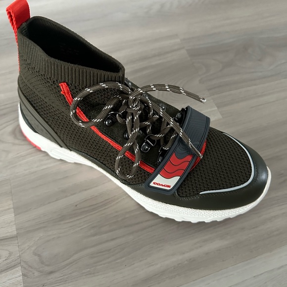 Coach Green and Red Sneakers - Picture 2 of 9